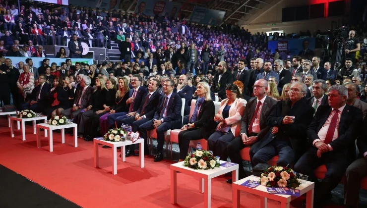 CHP Genel Başkanı Özgür Özel: ‘Bazı televizyonlarda, gazetelerde birkaç kişinin isyanını, itirazını duyuyorsunuz’