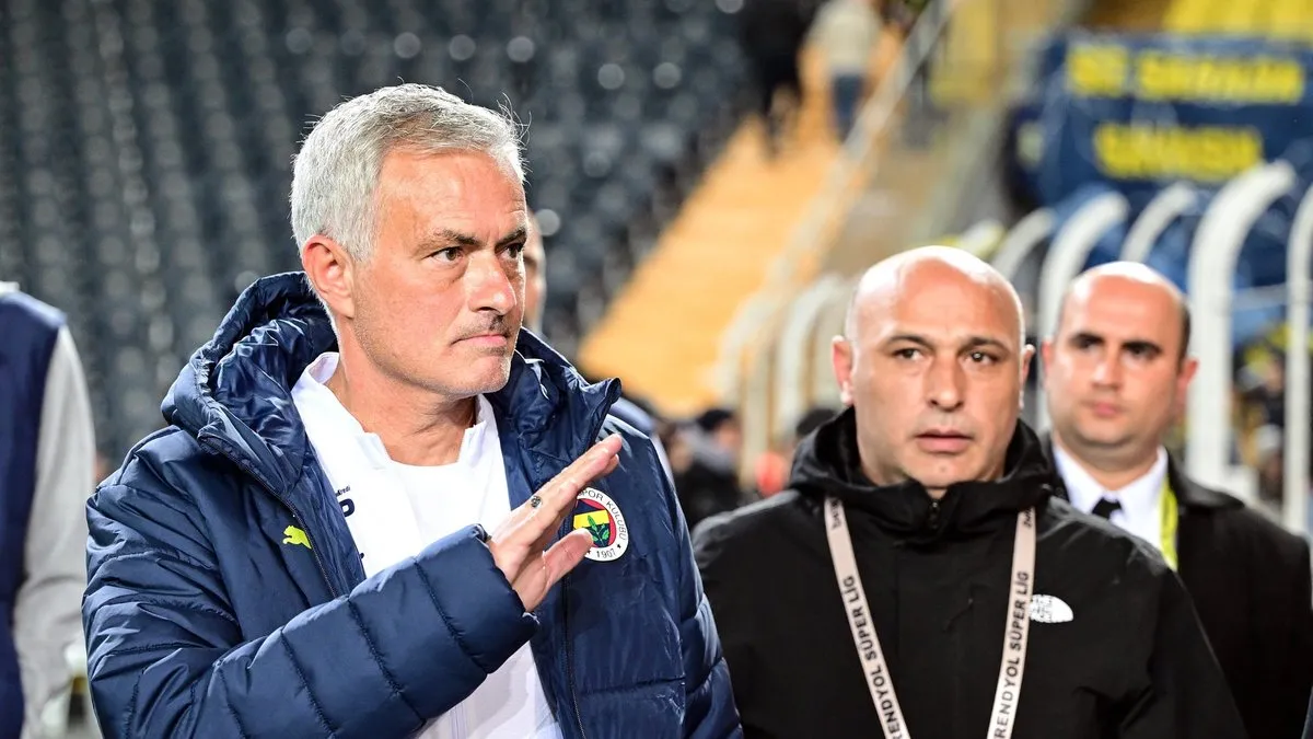 Mourinho’nun Fenerbahçe’si Avrupa’da ilk 3’te